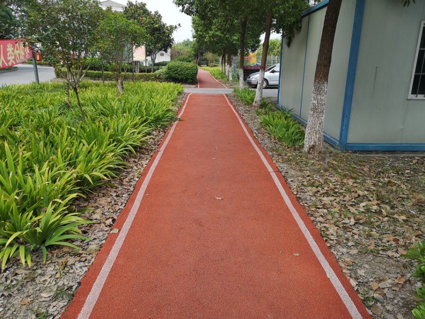 廊下鎮(zhèn)景展社區(qū)百姓健身步道