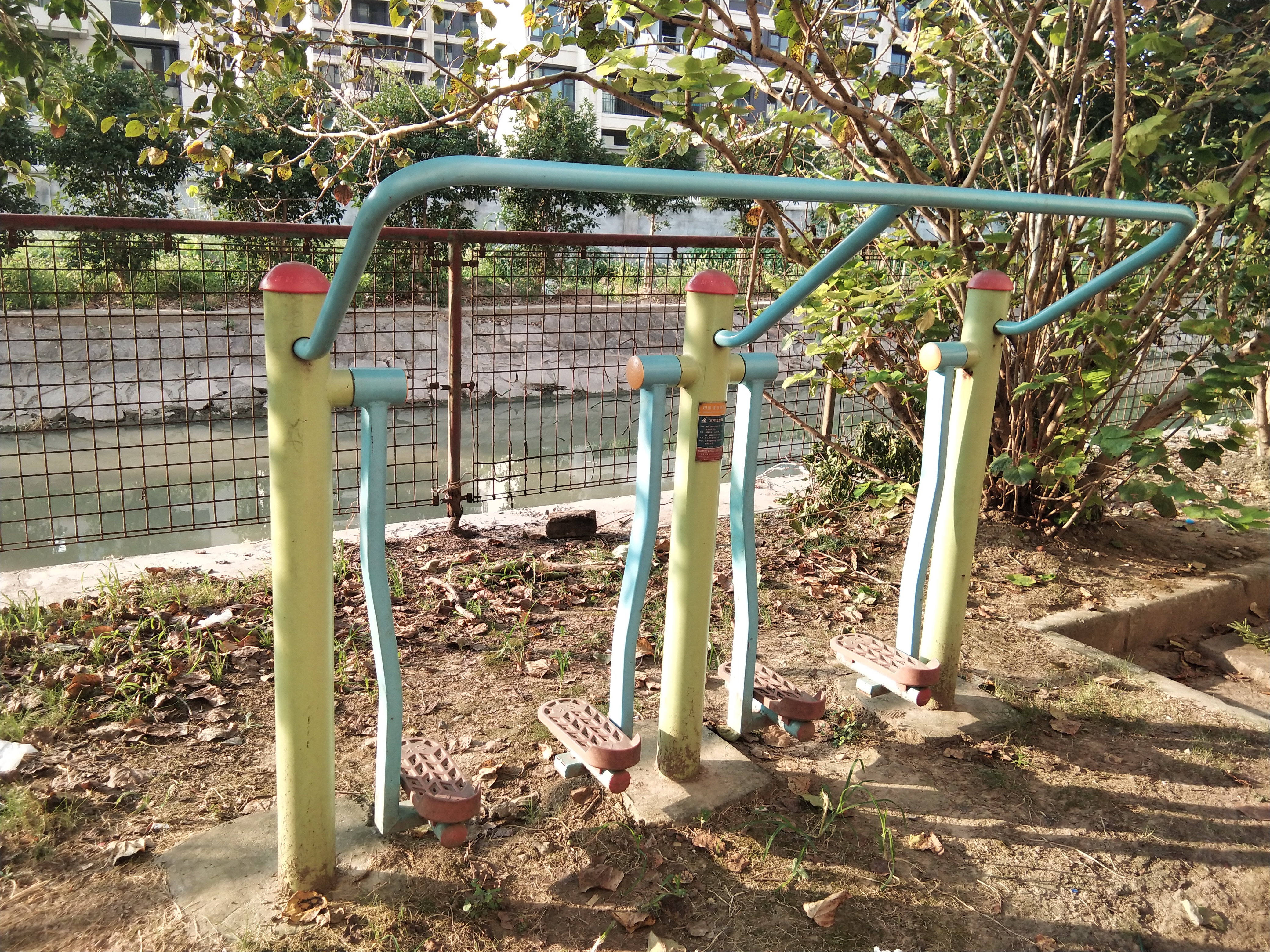 太空漫步器 太空漫步器