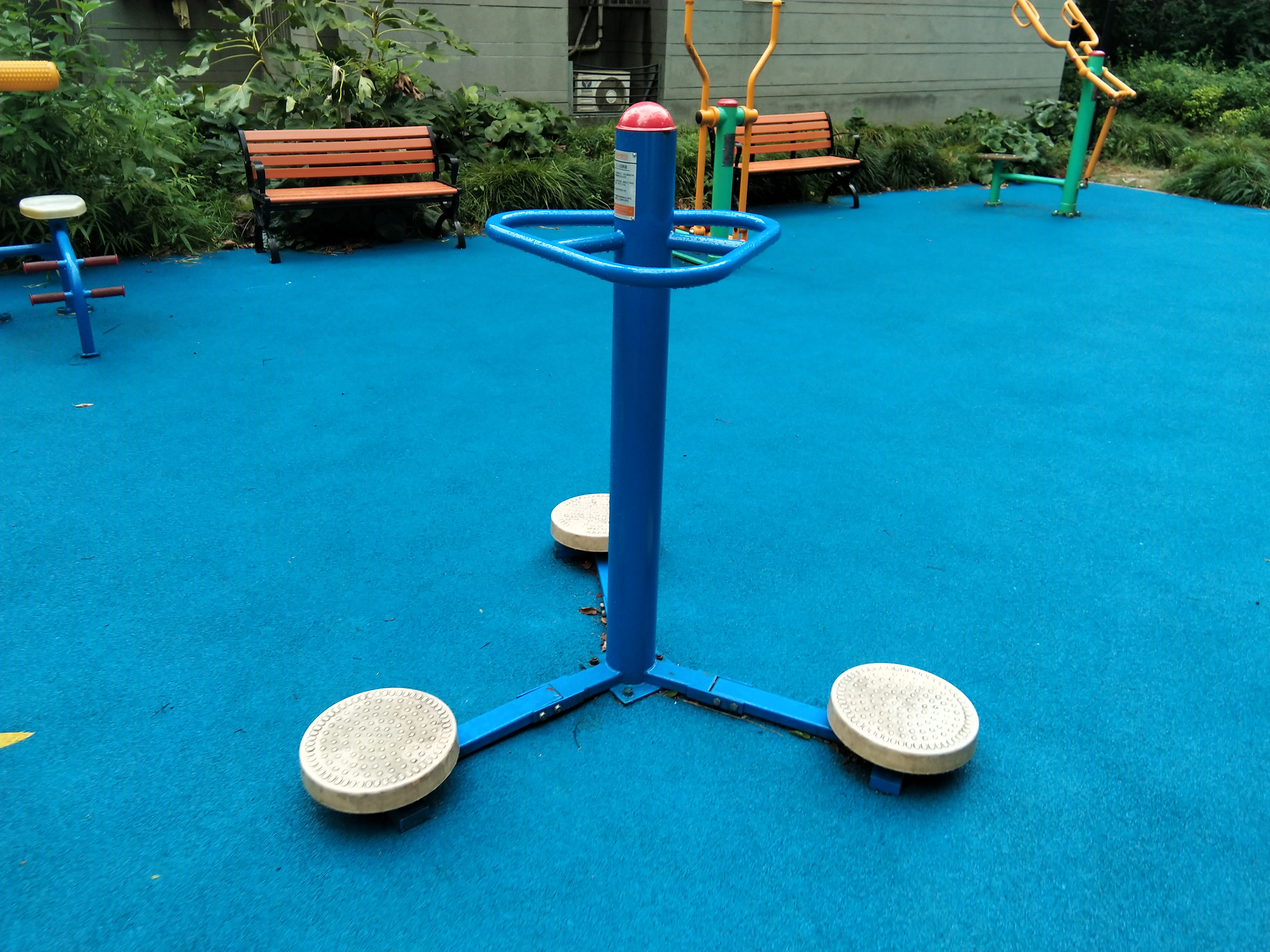 三人扭腰器 三人扭腰器