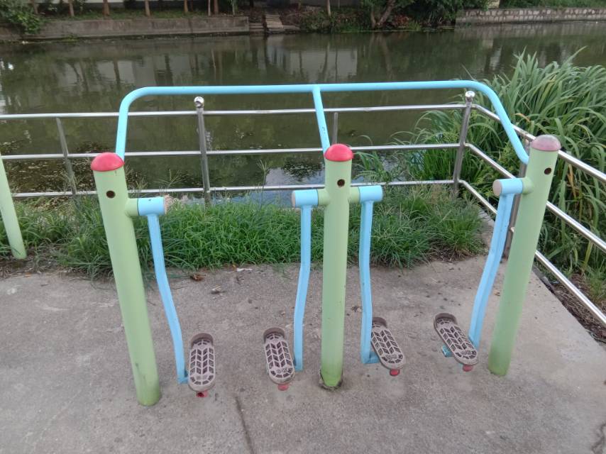 太空漫步器 太空漫步器