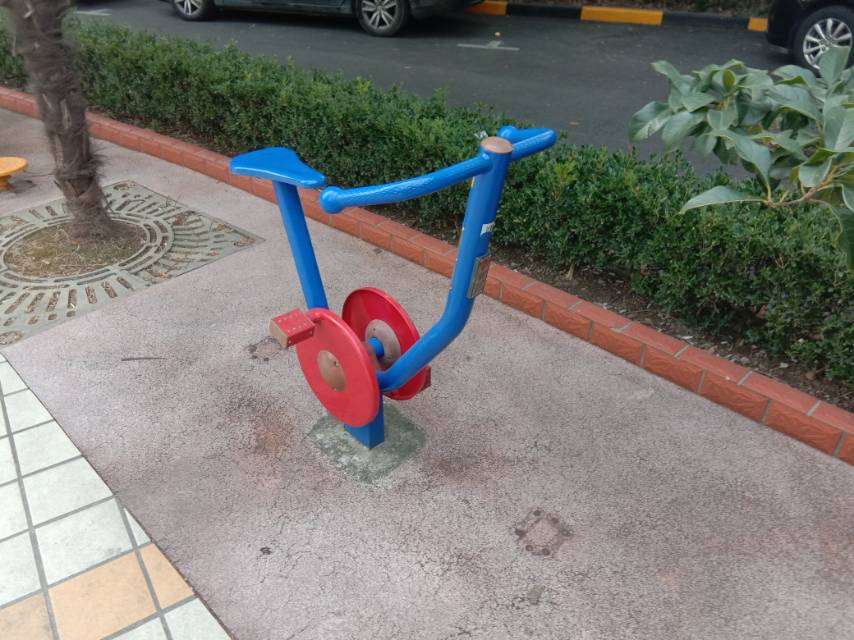 直立健身車(chē)