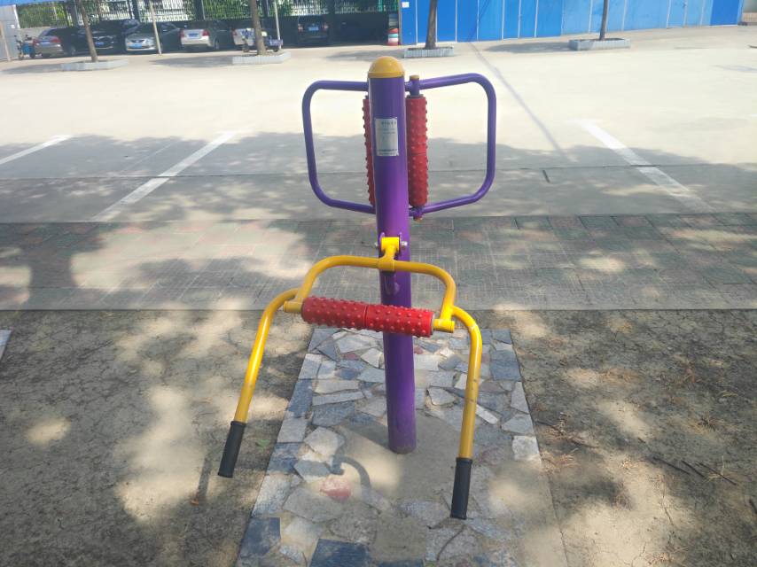 腰背按摩器 腰背按摩器