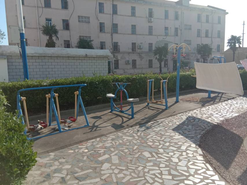 東平鎮(zhèn)前哨輕紡新村健身點