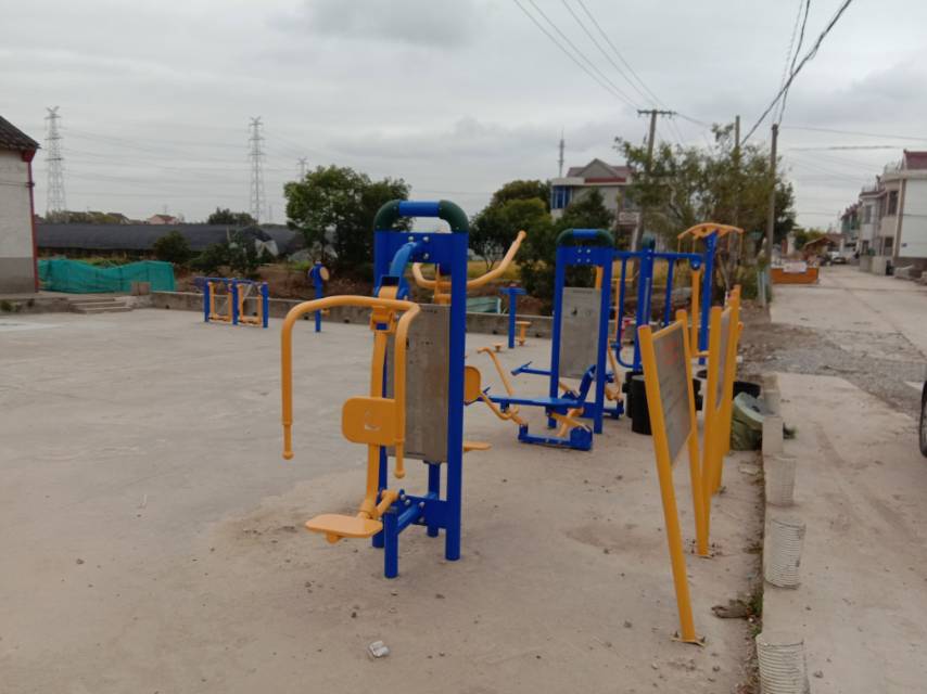 川沙新鎮(zhèn)陳橋村5組健身點