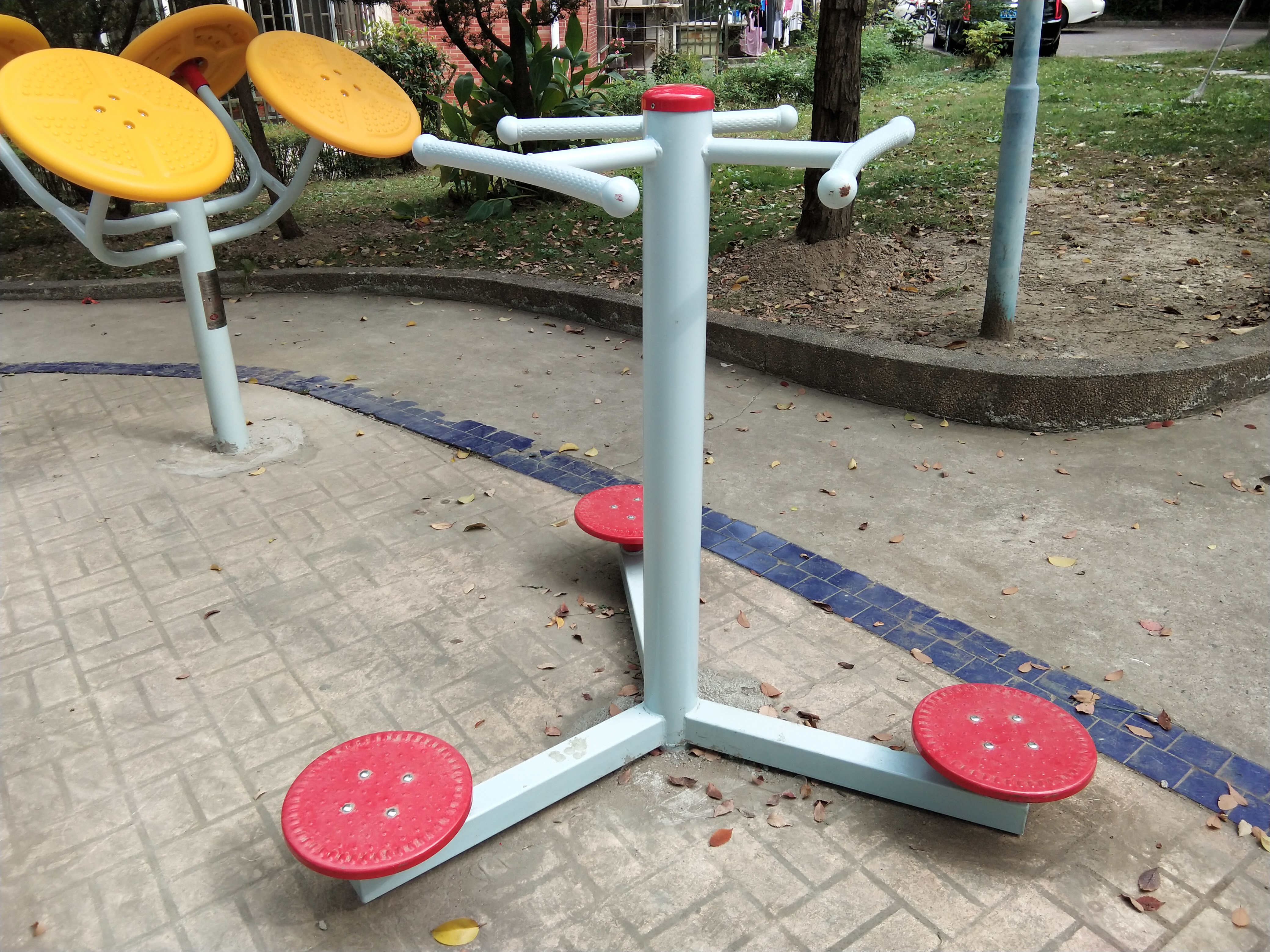 身體扭轉(zhuǎn)器