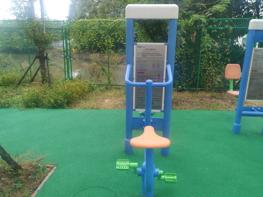 雙立柱健身車 雙立柱健身車