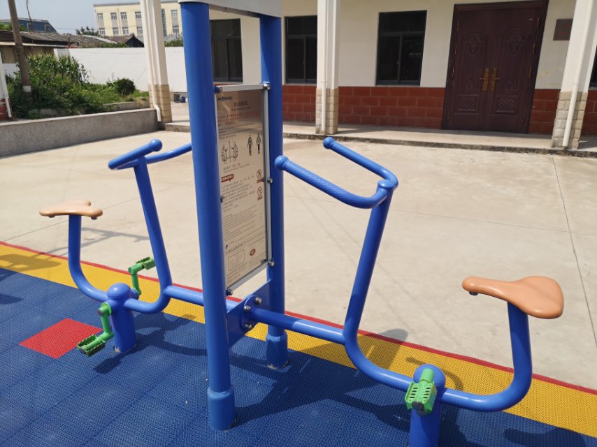 雙立柱健身車 雙立柱健身車