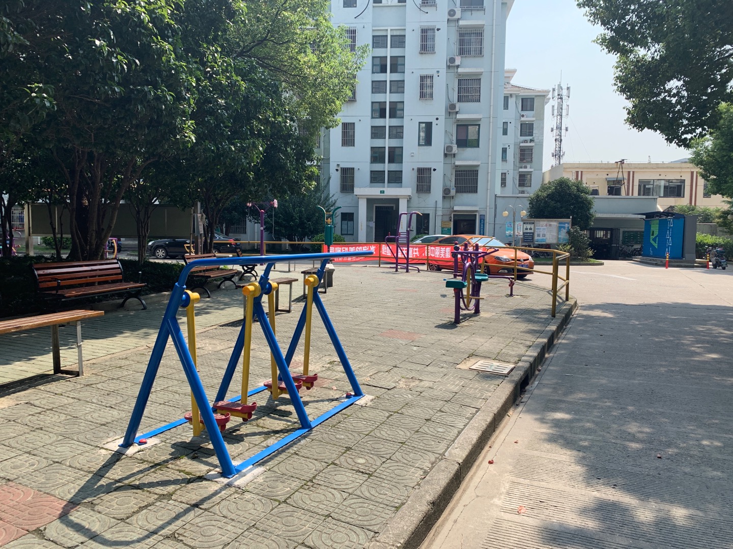 榮都公寓20弄健身點