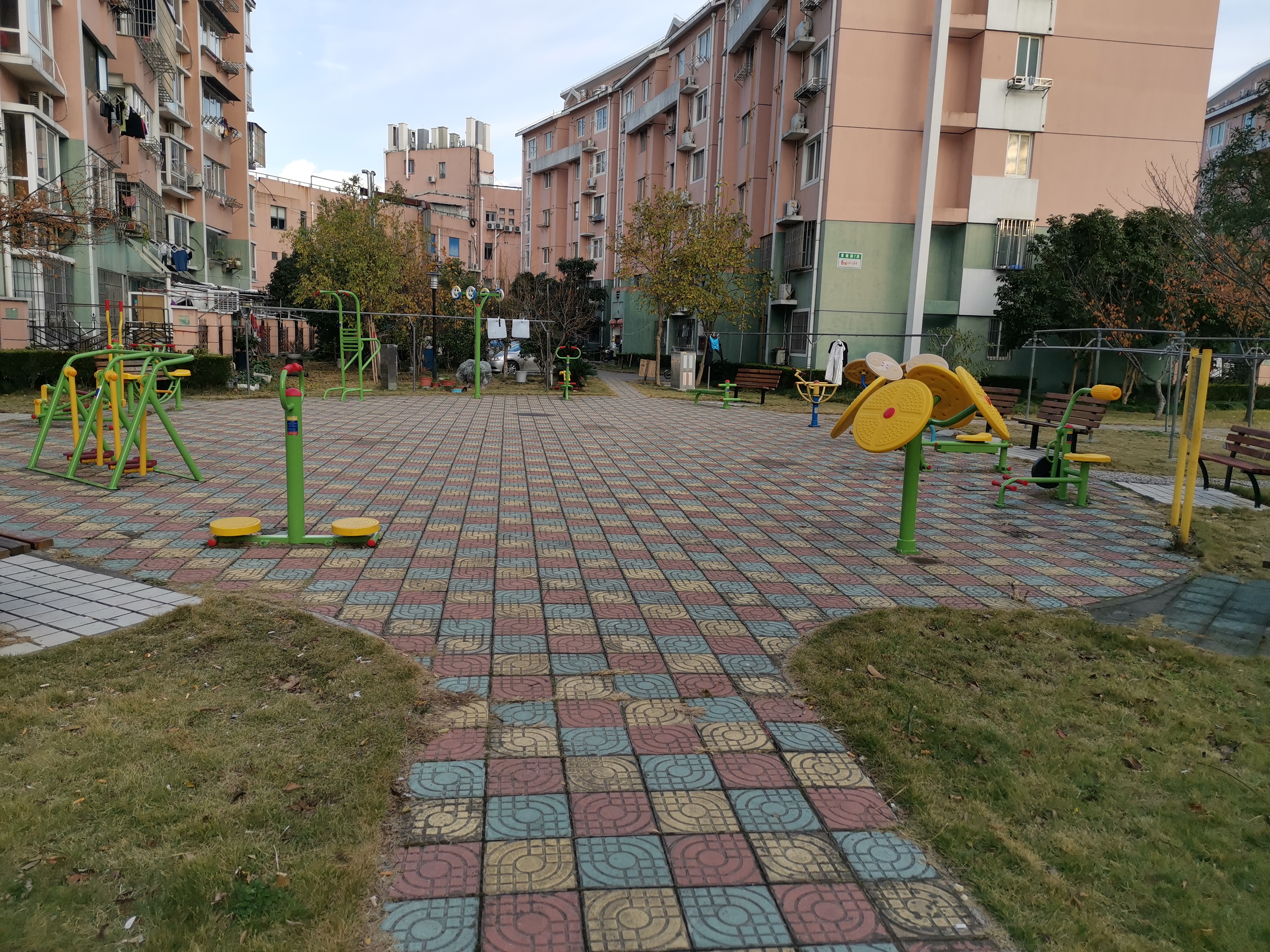 棕桐居委健身苑點(diǎn)