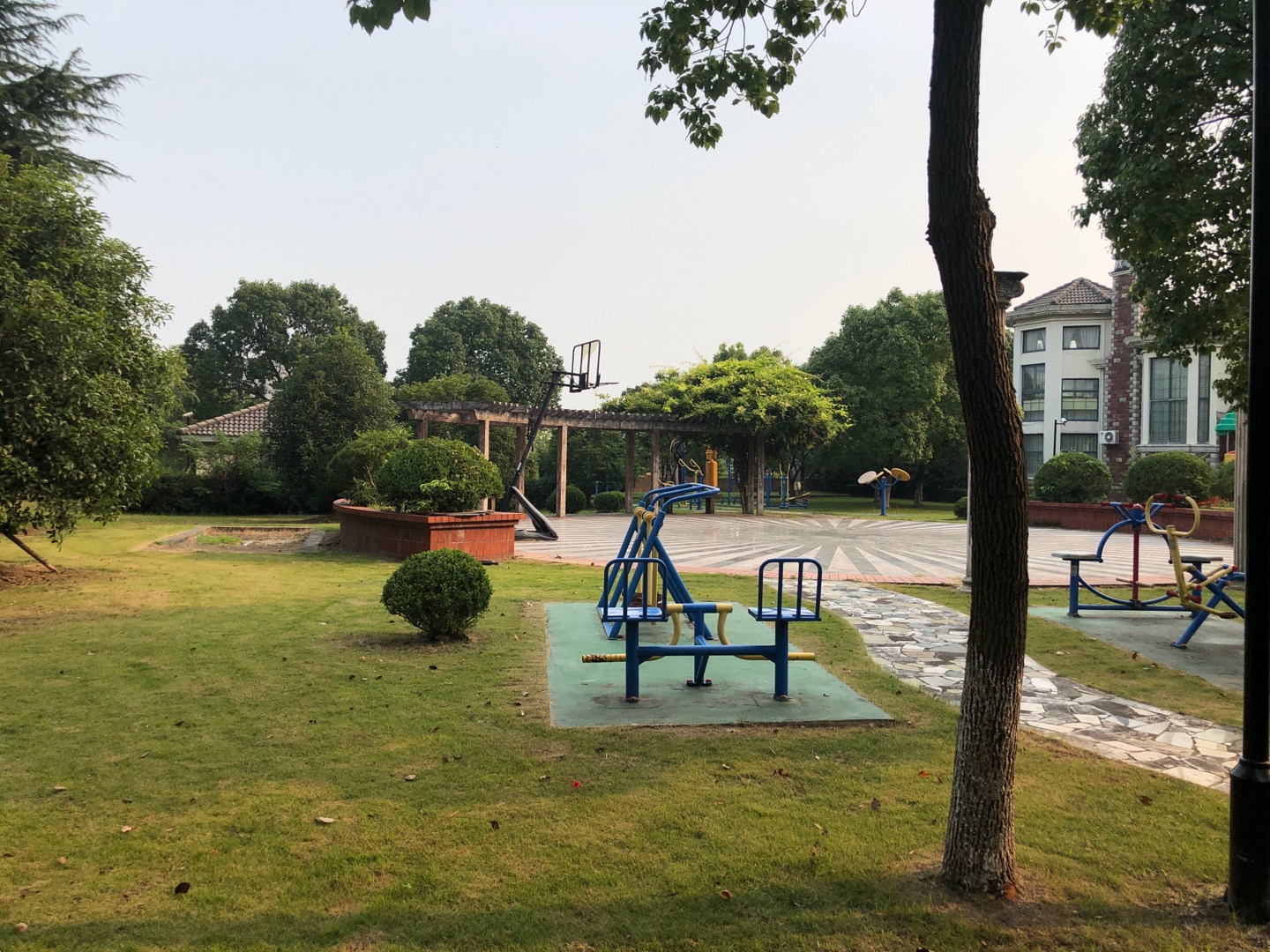 茜昆居委健身點(diǎn)