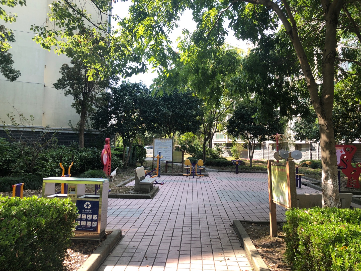 萬(wàn)春村健身點(diǎn)