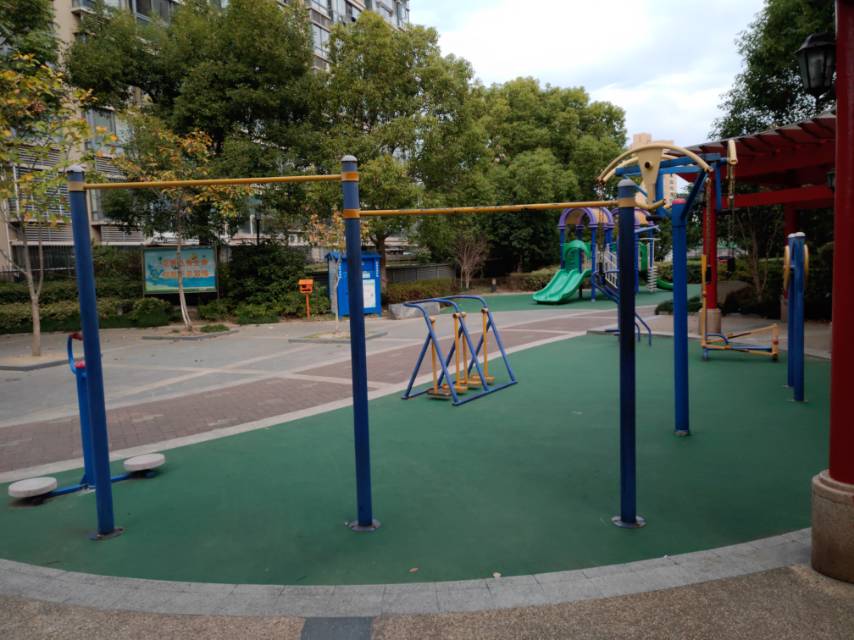 高行鎮(zhèn)華高四居健身苑點1