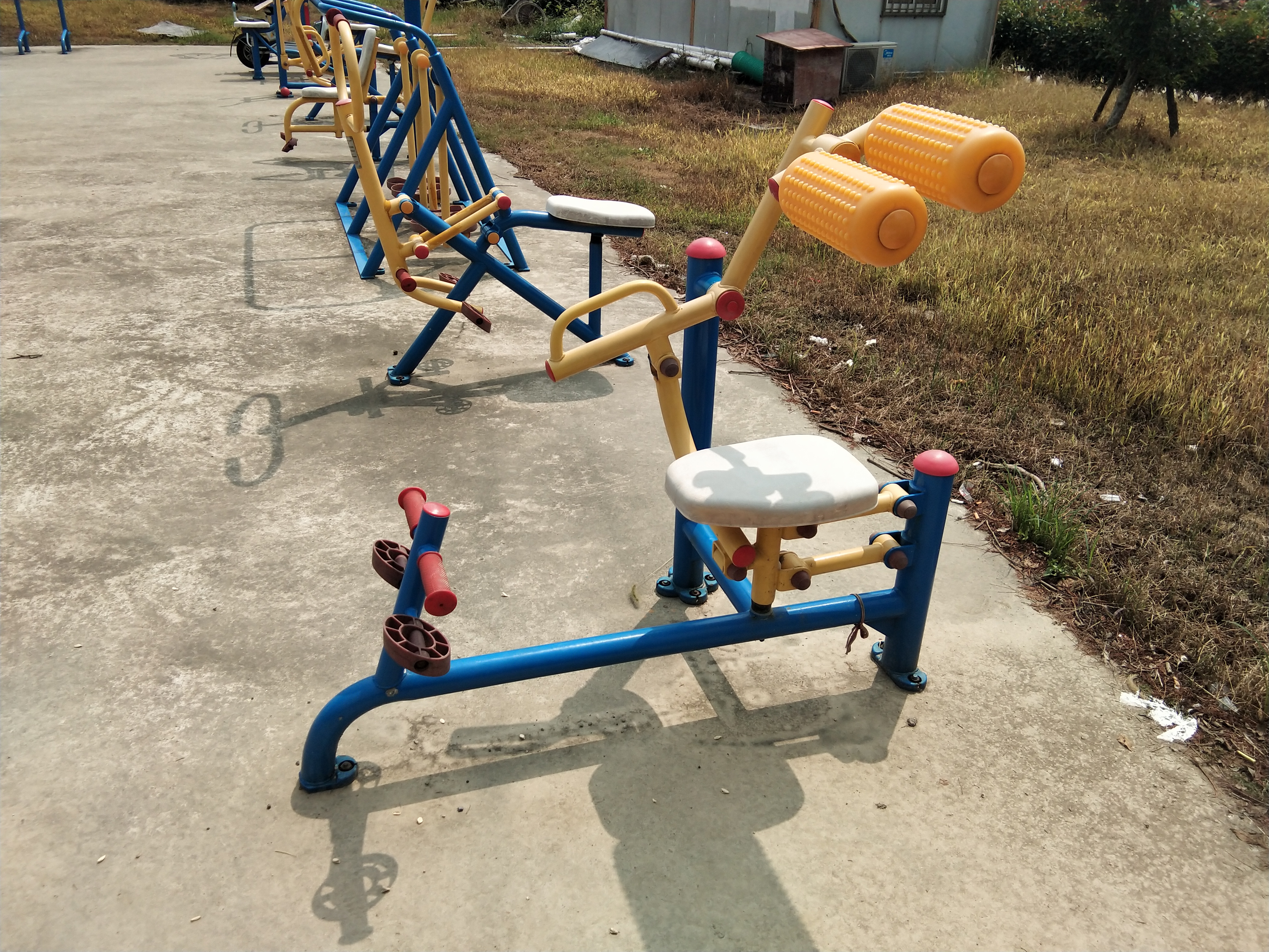 自重腰腹器 自重腰腹器