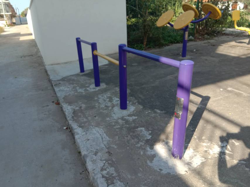 彈振壓腿器 彈振壓腿器