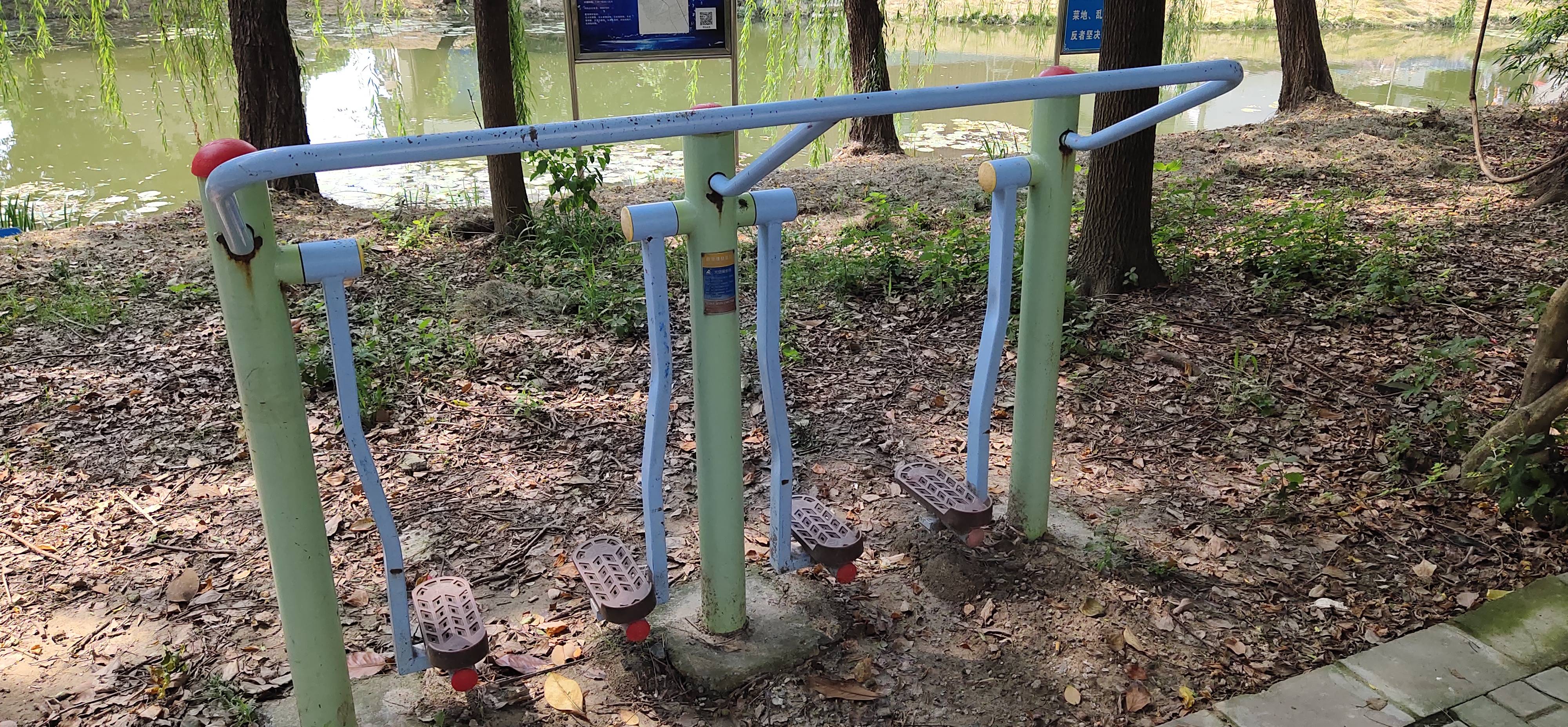 太空漫步器 太空漫步器