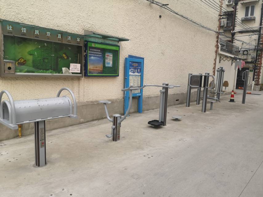 靜安區(qū)靜安寺街道景華居委健身點(diǎn)（華山路229弄）