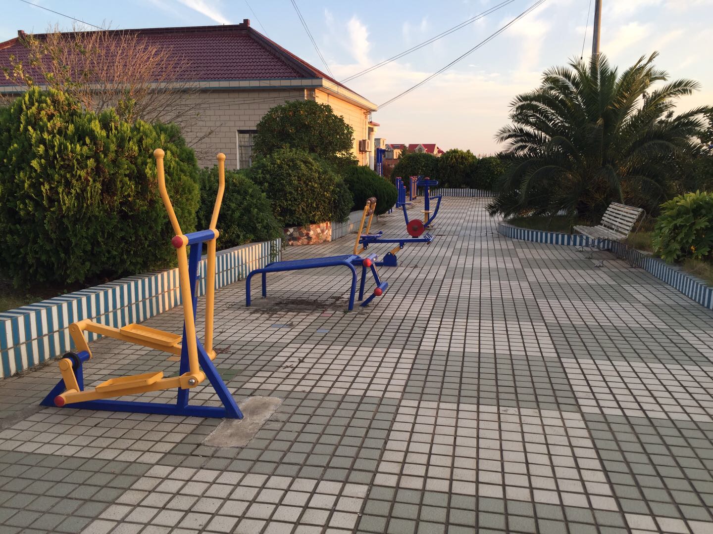 新永村六組健身點