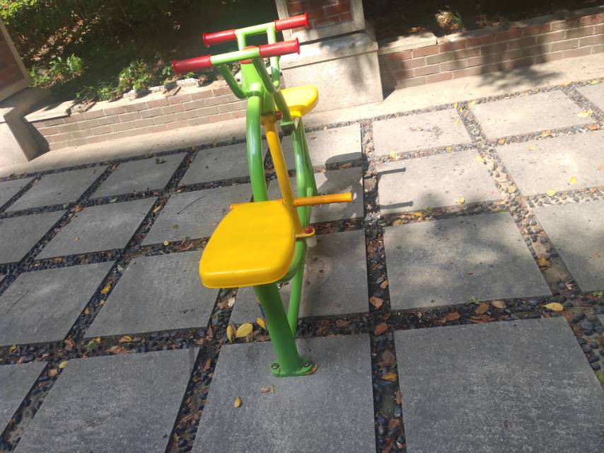 下肢康復(fù)器