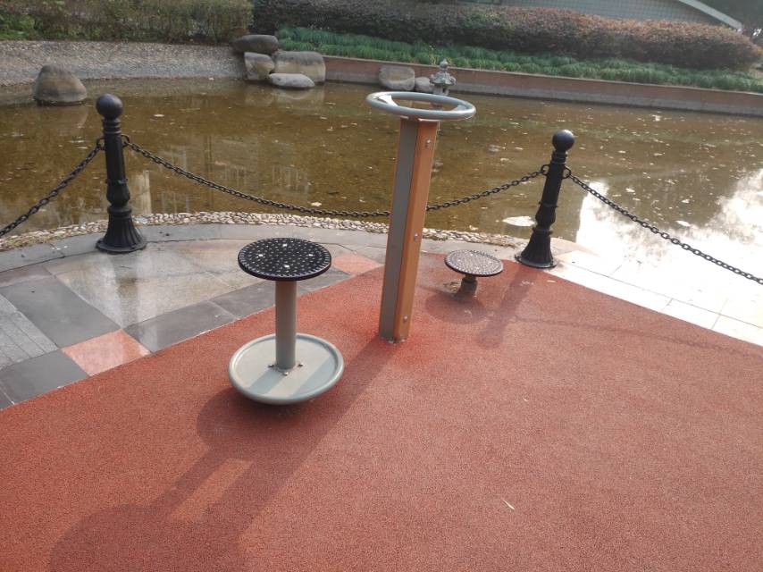 雙位鐘擺訓(xùn)練器