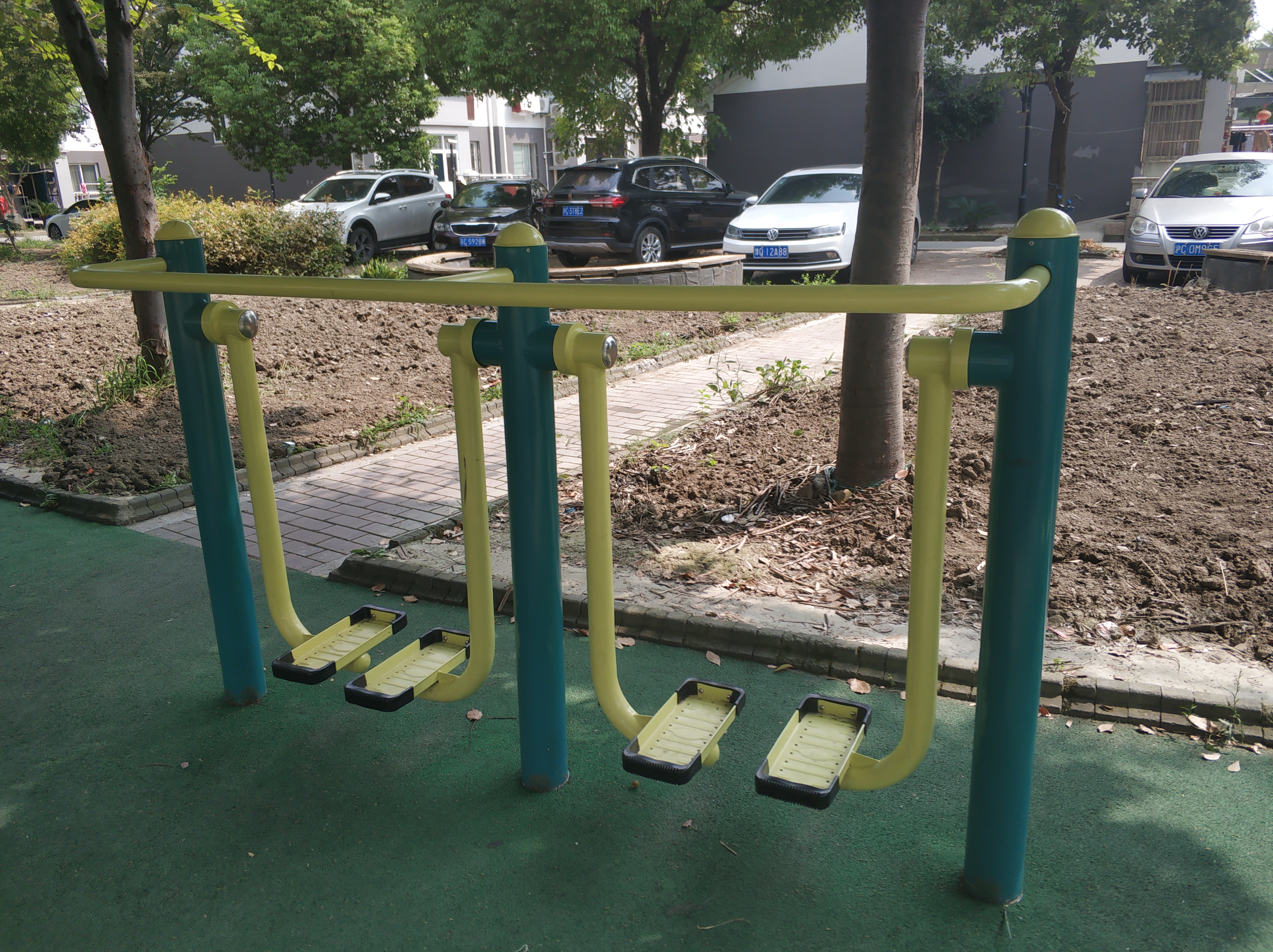 雙位太空漫步機