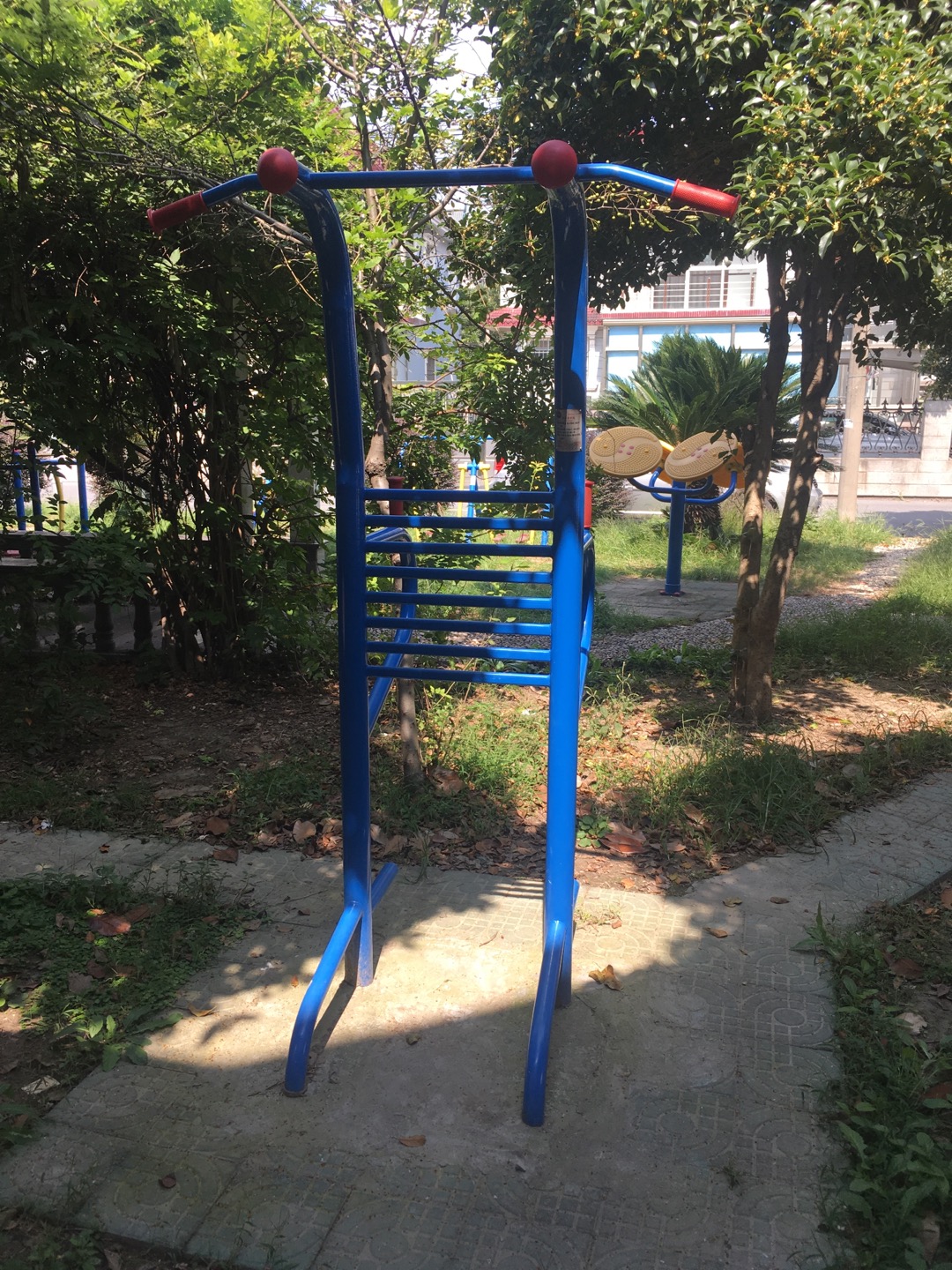 多功能訓(xùn)練器 多功能訓(xùn)練器