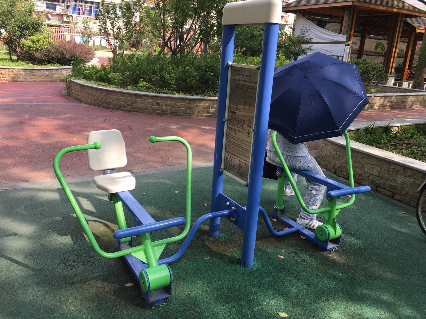 雙立柱平推平拉訓(xùn)練器 雙立柱平推平拉訓(xùn)練器