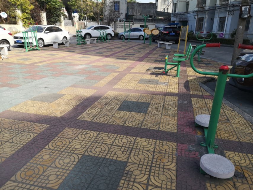 華夏東路2110弄健身點(diǎn)