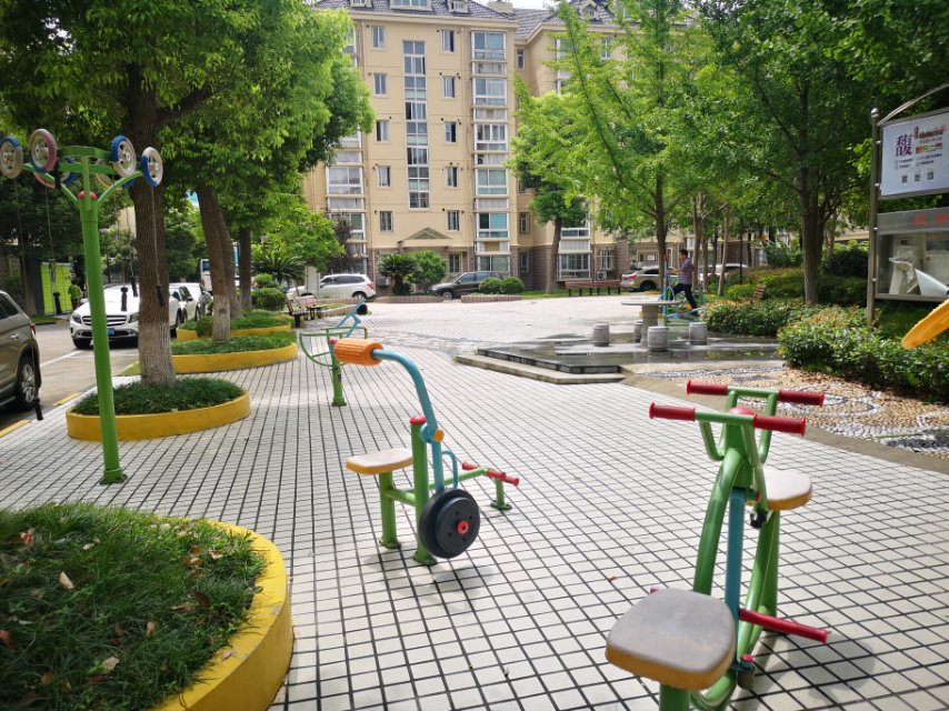 虹莘家園健身點(diǎn)