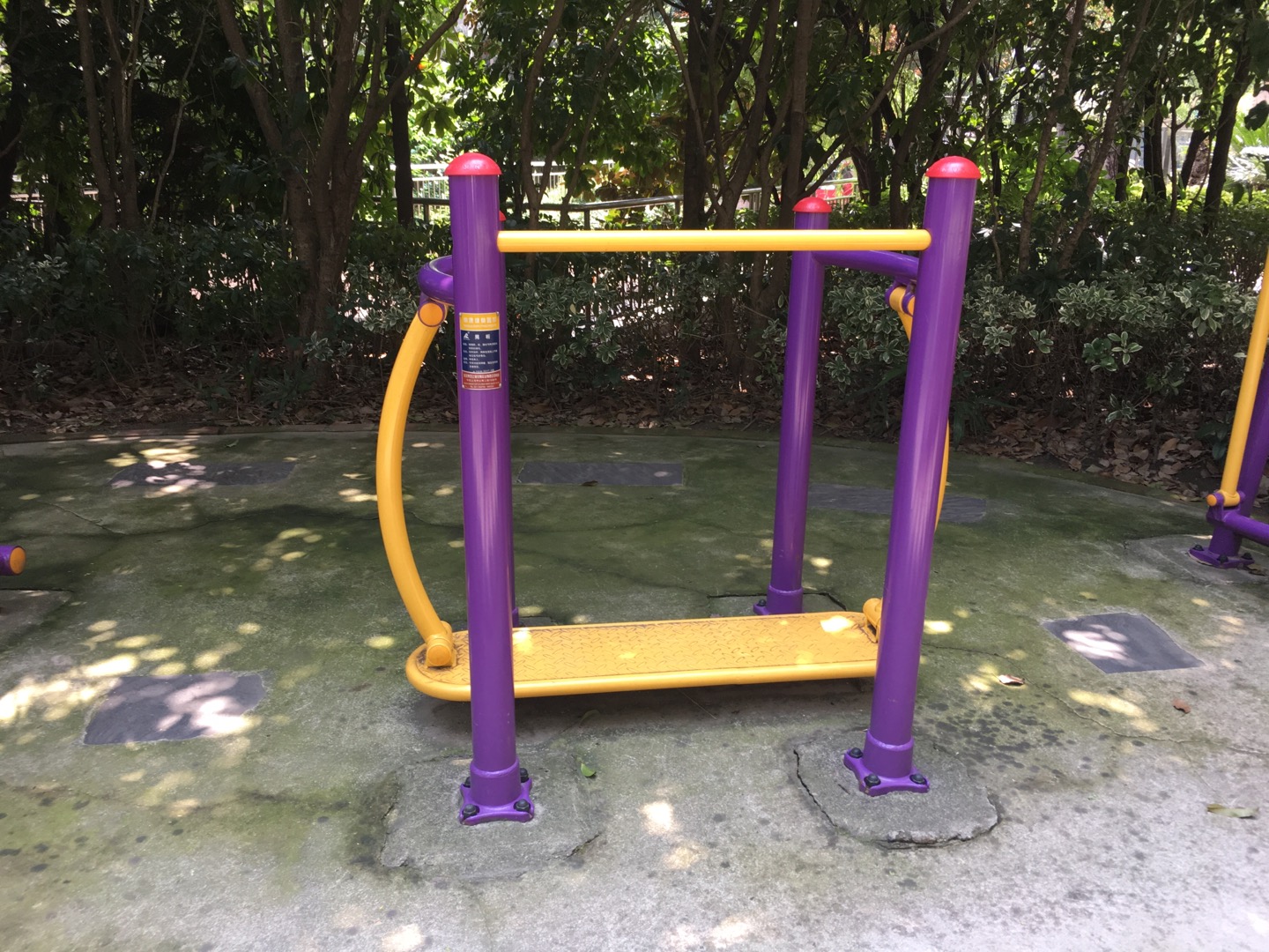 晃板健身器 晃板健身器