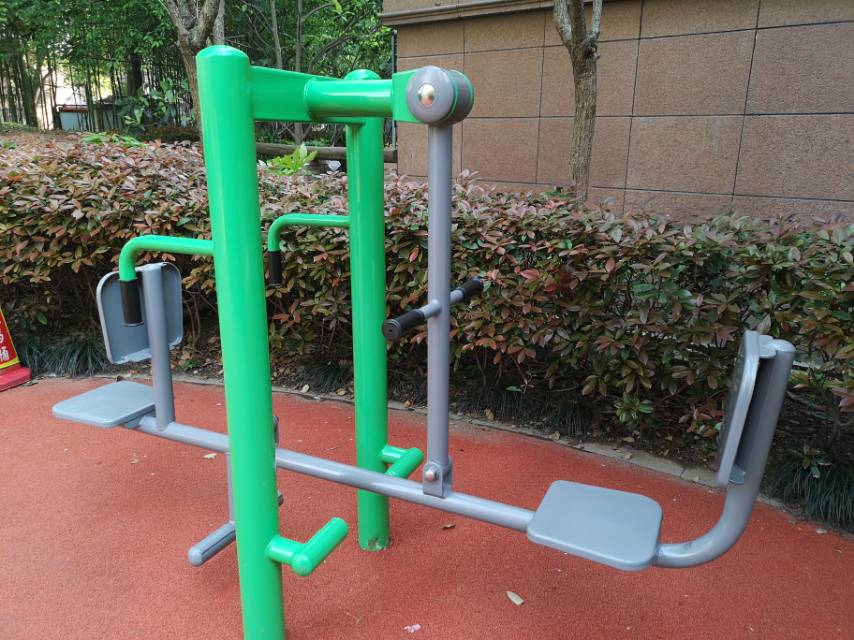 互動式坐蹬推拉訓(xùn)練器 互動式坐蹬推拉訓(xùn)練器