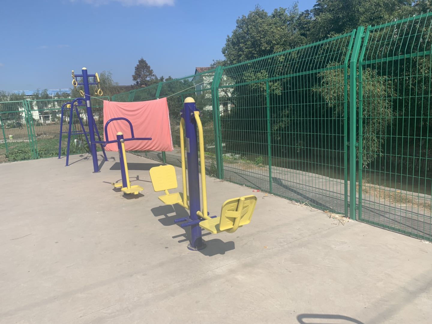 雙位智能坐蹬訓(xùn)練器