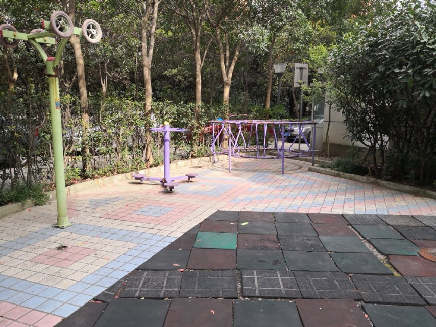 鳳新居委健身點(diǎn)（1）