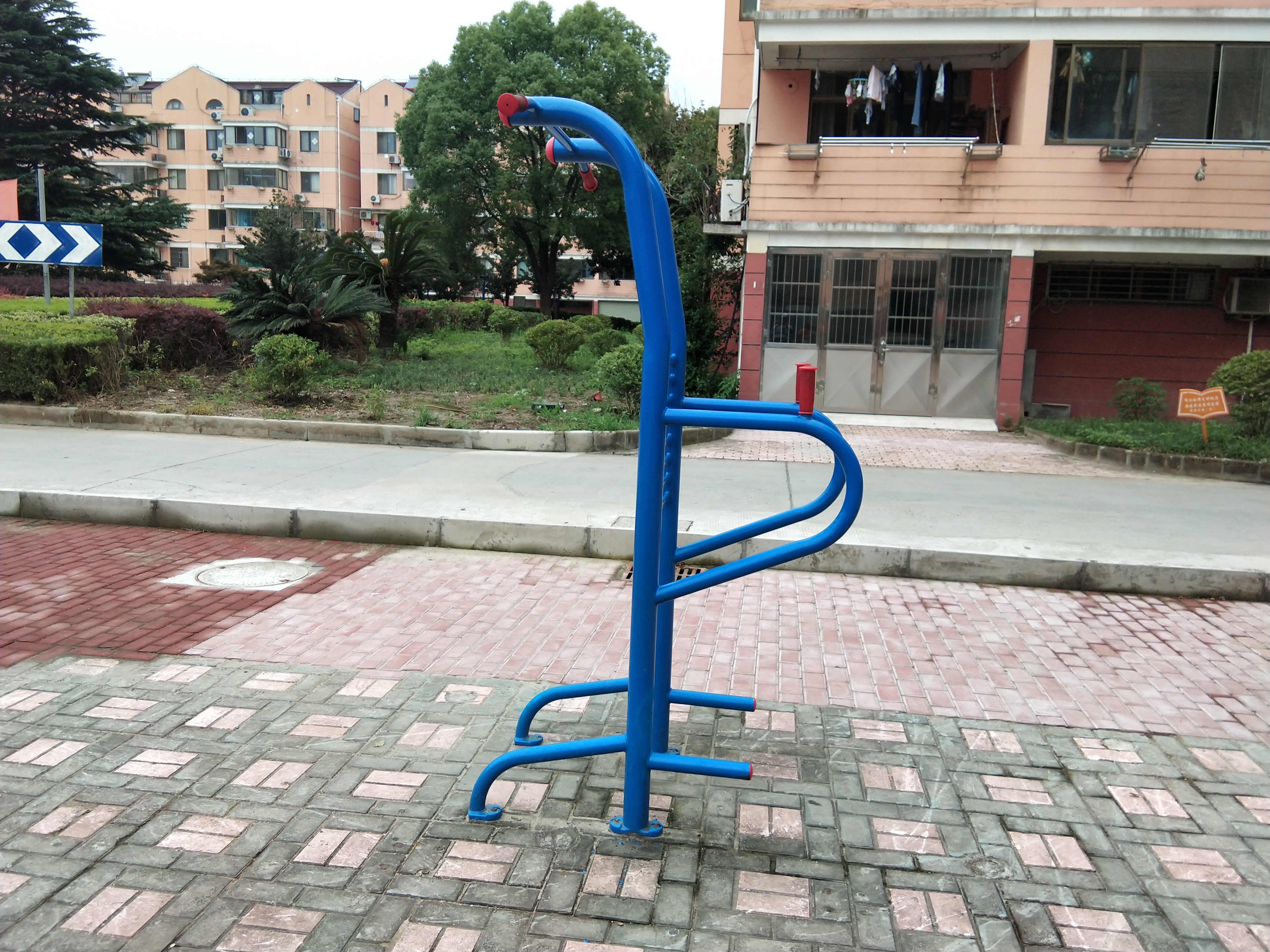 多功能訓(xùn)練器 多功能訓(xùn)練器