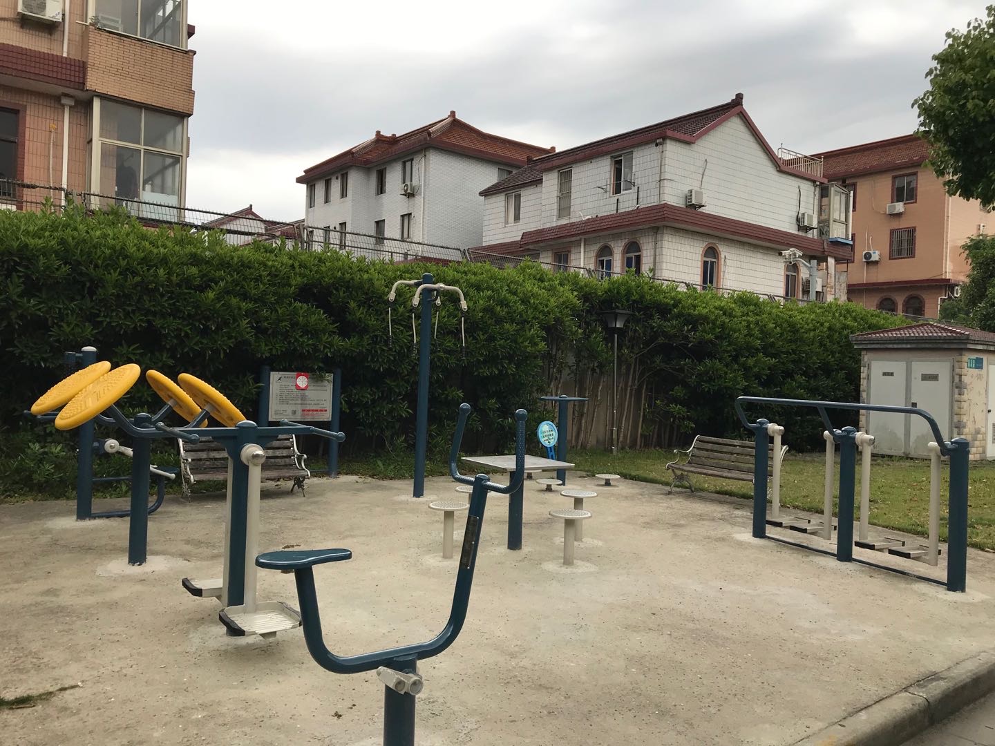 康虹佳園市民益智健身苑點