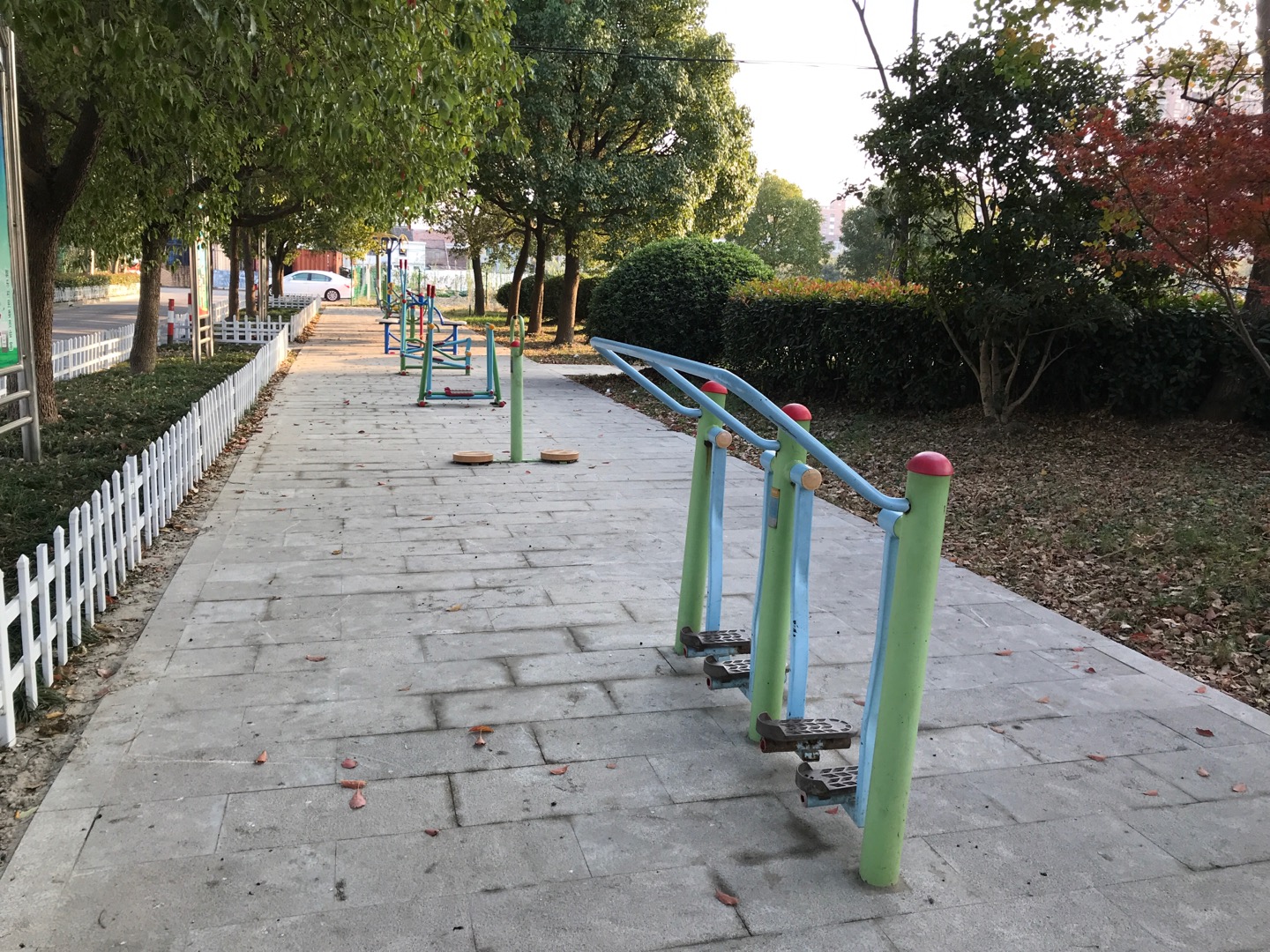 群樂(lè)村二隊(duì)村委會(huì)健身點(diǎn)