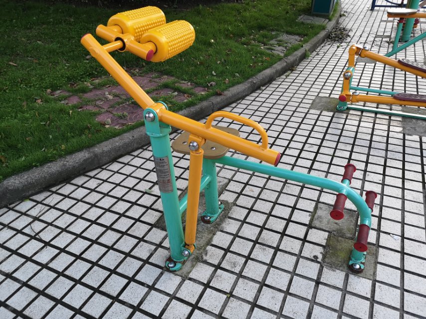 腹背鍛煉器 腹背鍛煉器