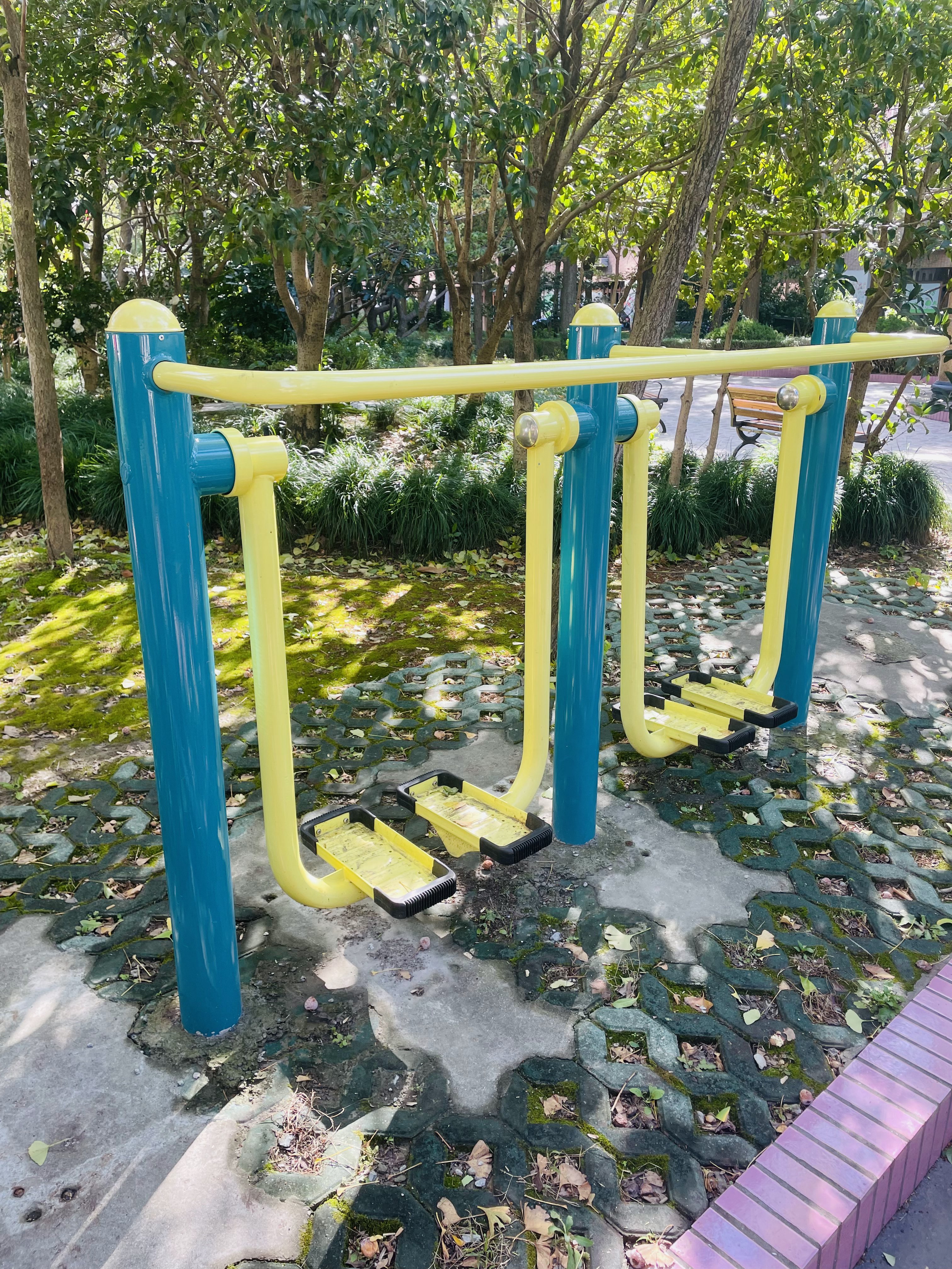 二位智能太空漫步機(jī)