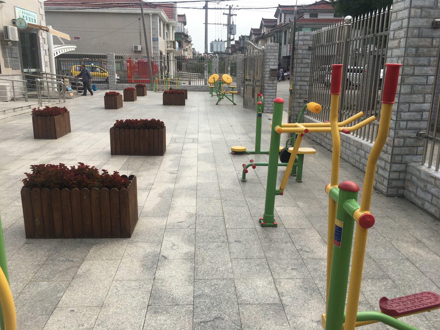 春申老年活動(dòng)室健身點(diǎn)