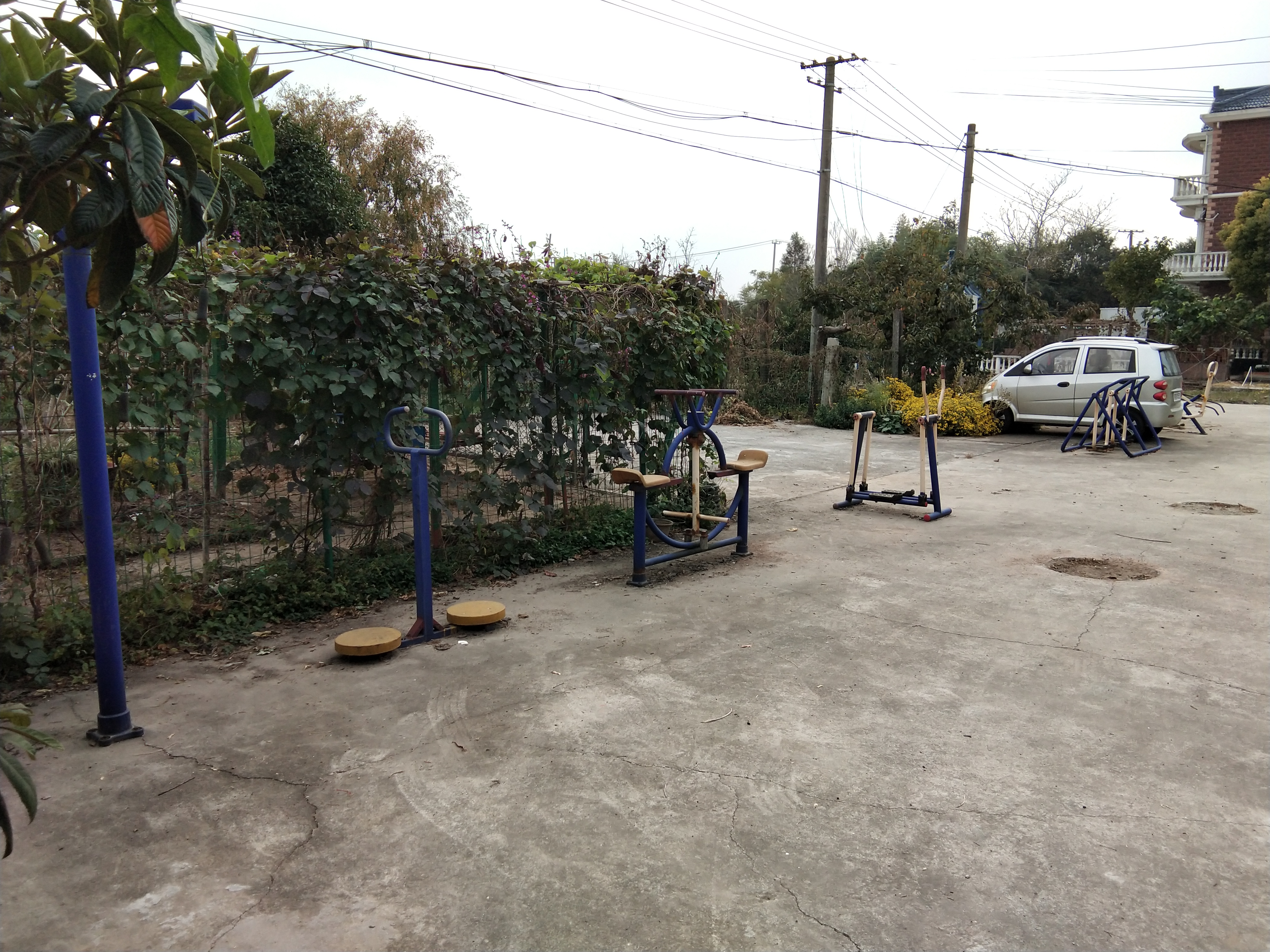 果園村21組健身苑點(diǎn)