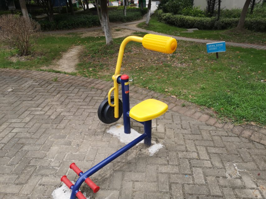 腹背鍛煉器 腹背鍛煉器