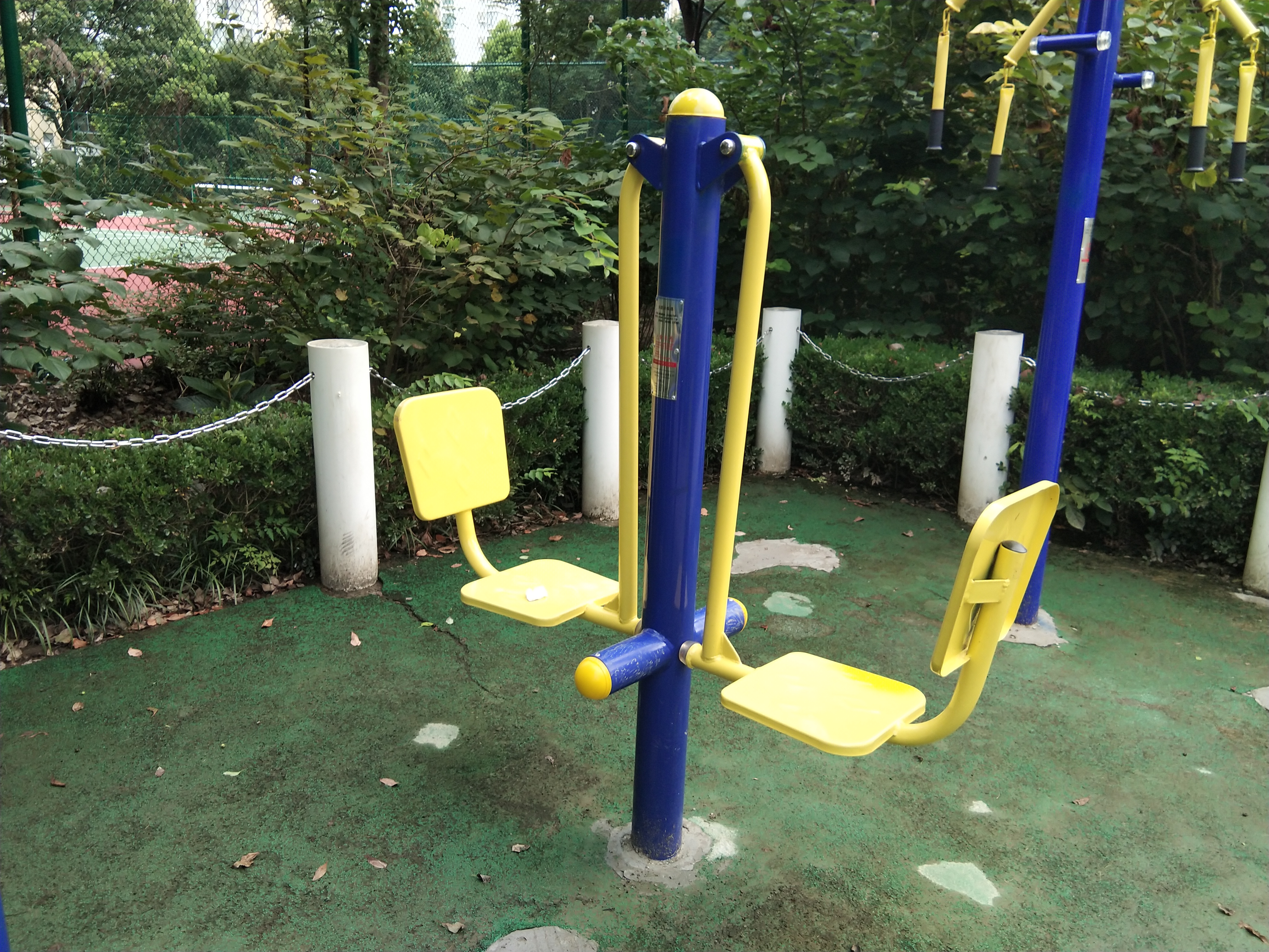 坐蹬訓(xùn)練器