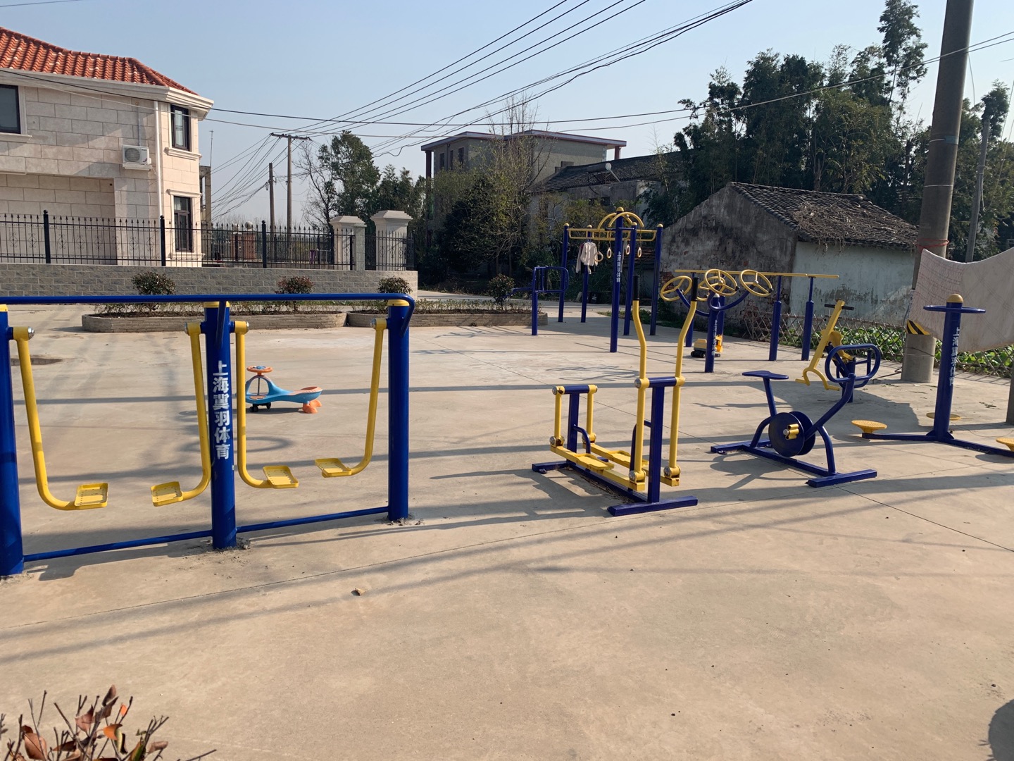 中久村3組健身點(diǎn)