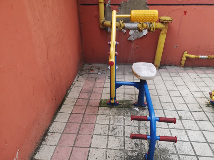 腹背鍛煉器 腹背鍛煉器