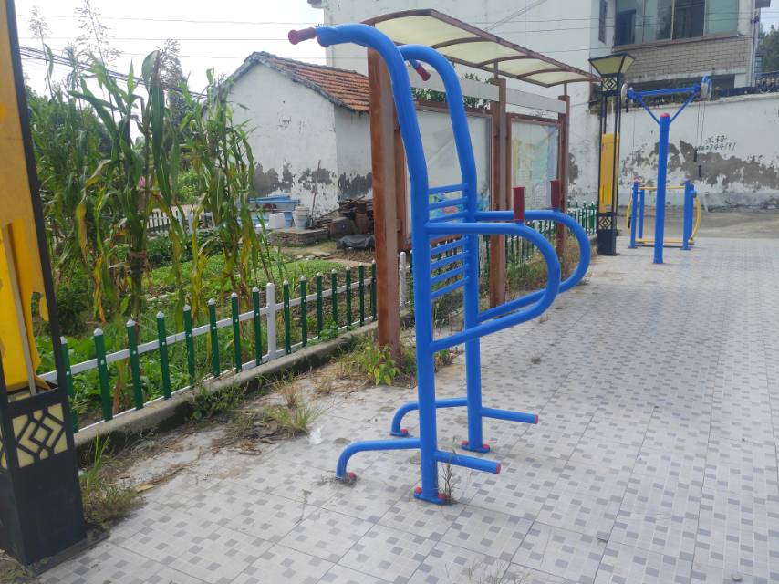 多功能訓(xùn)練器 多功能訓(xùn)練器