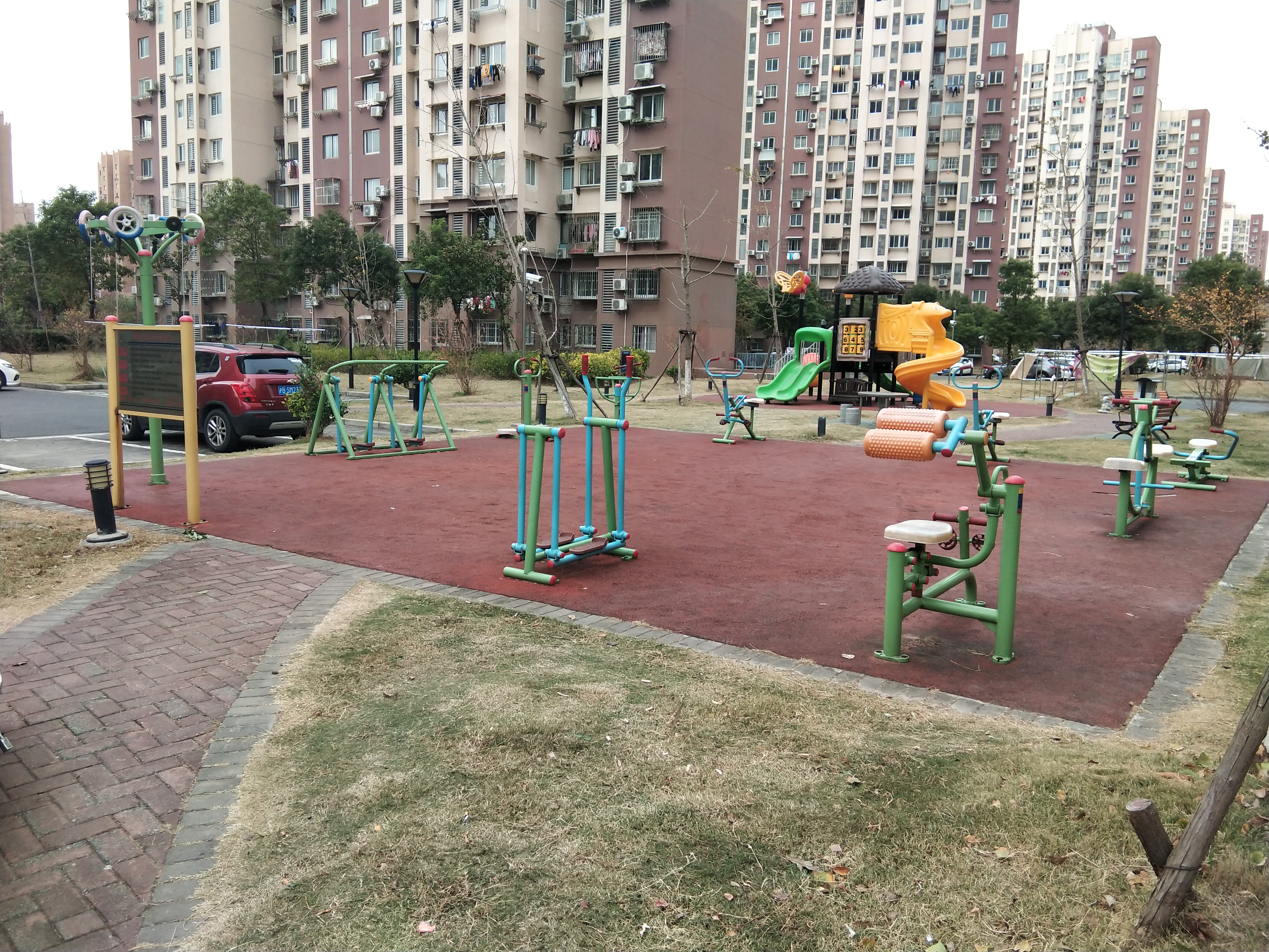 昌盛里居委健身點(diǎn)