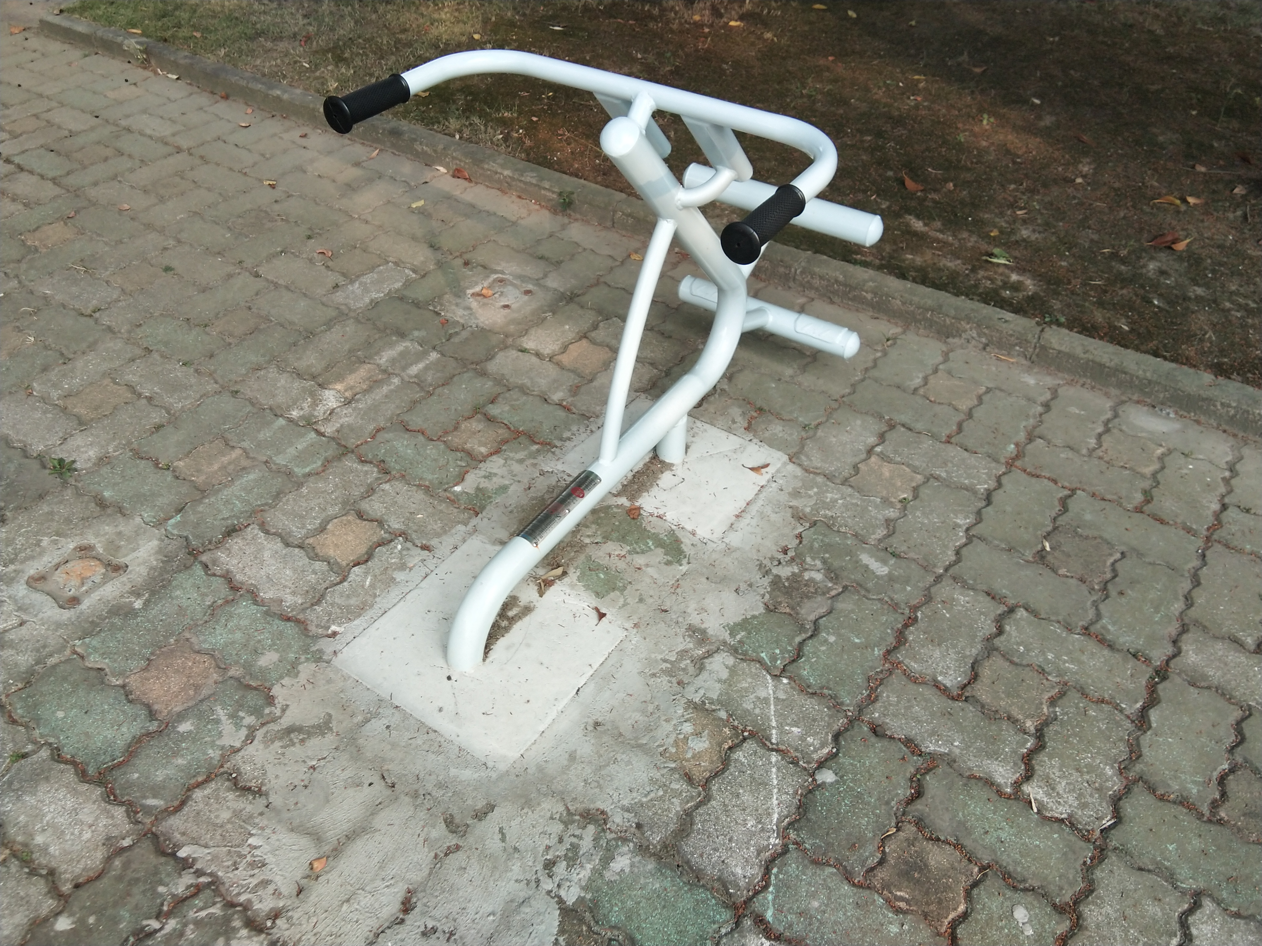 背肌訓(xùn)練器