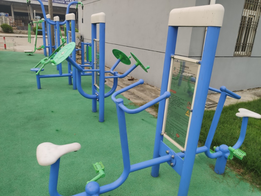 雙立柱健身車 雙立柱健身車