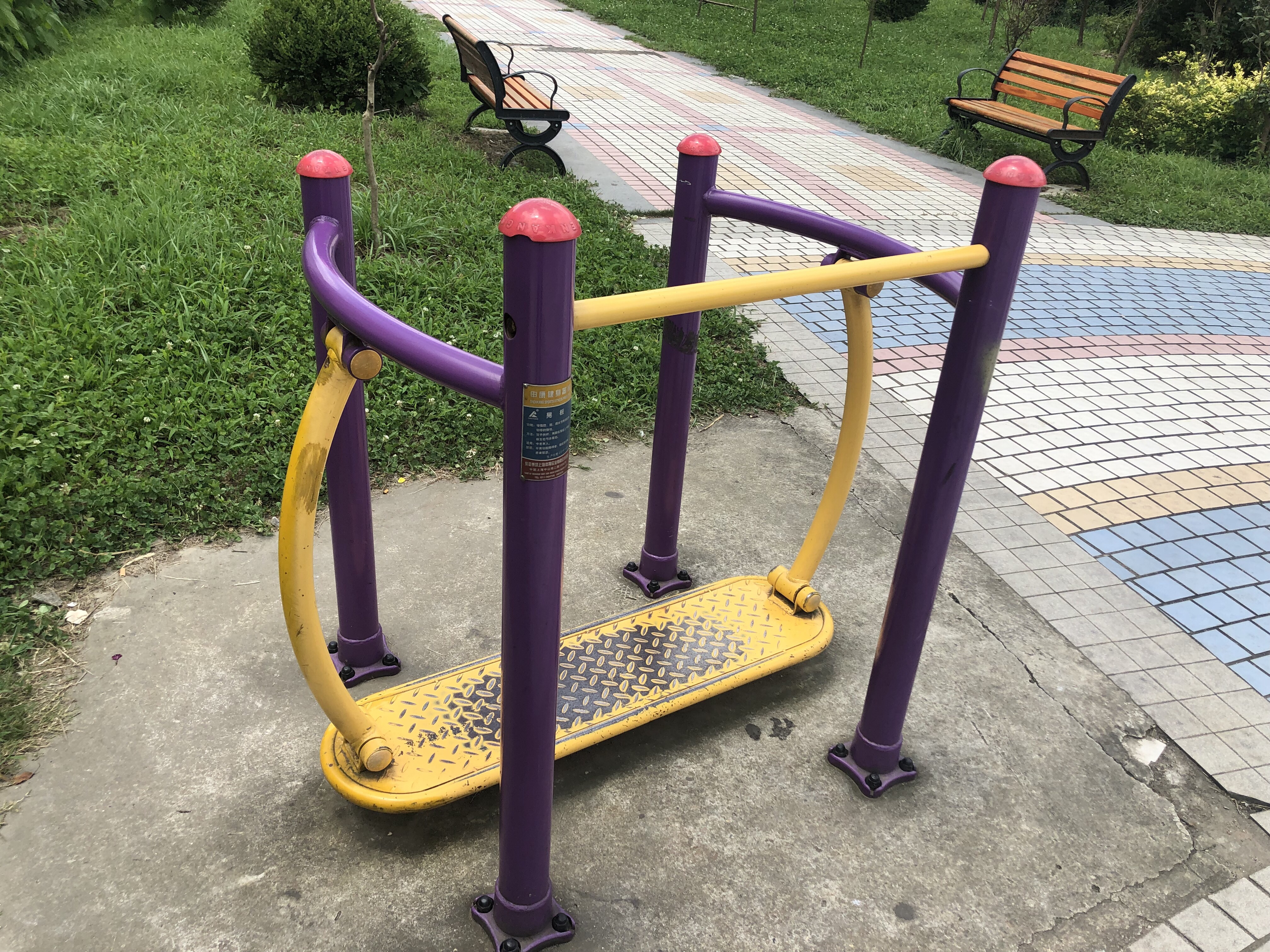 晃板健身器 晃板健身器