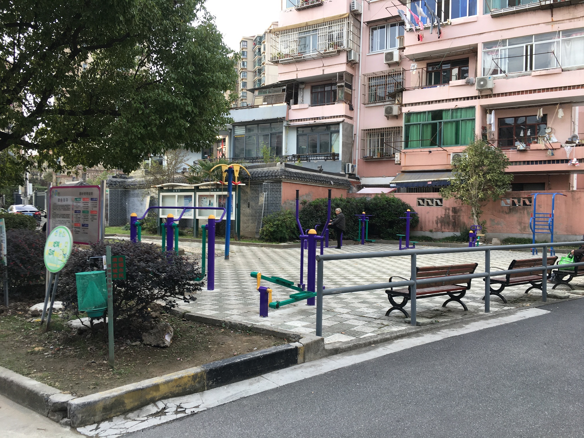 河?xùn)|健身點A