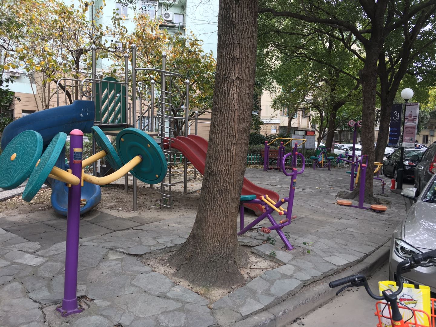 紅楓苑居委健身點(diǎn)1